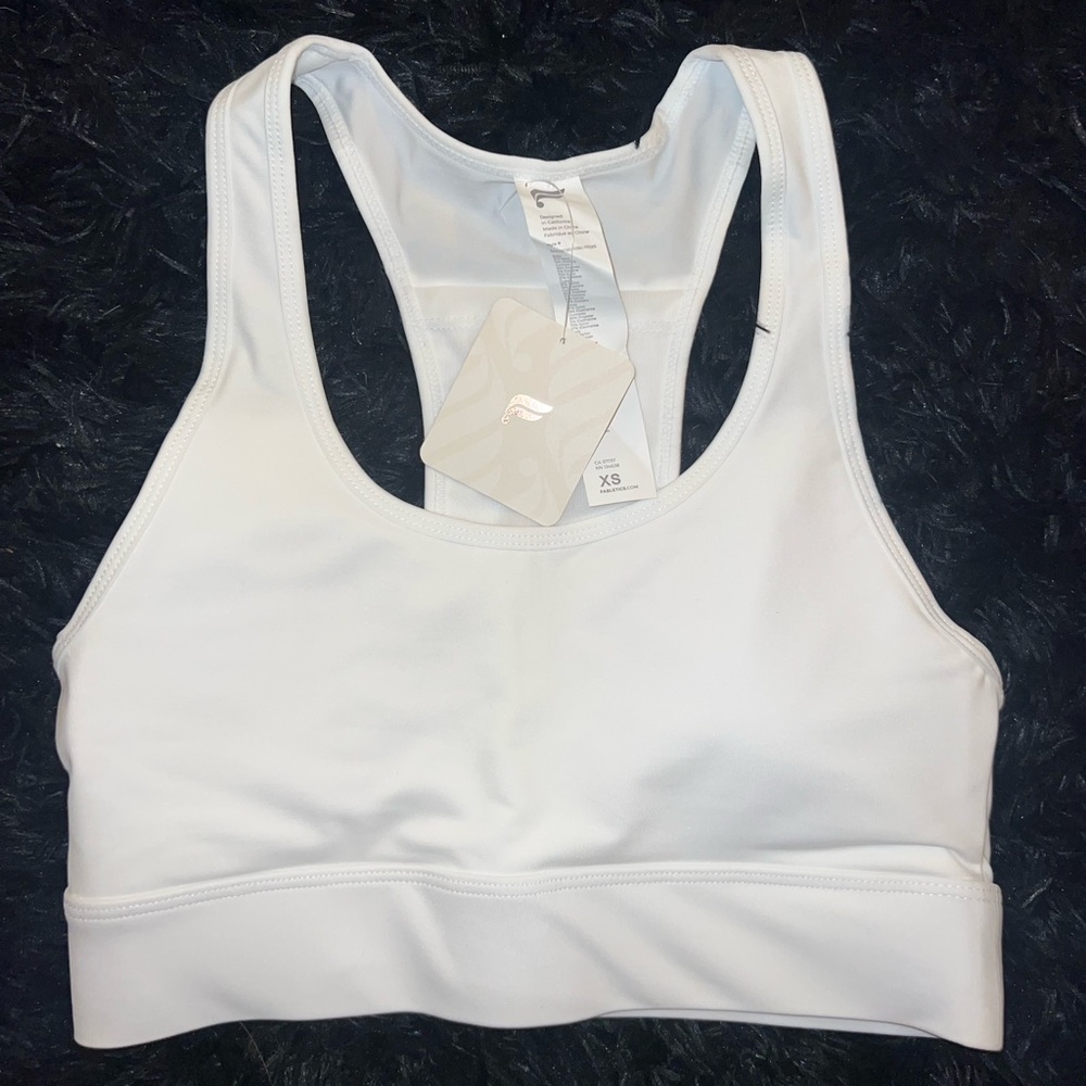 NWT Fabletics On-The-Go Medium Impact Sports Bra